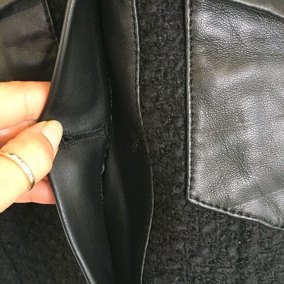 Sandro Black Cropped Leather Trim Button Front Tweed  Boucle Jacket Size 10 - Picture 10 of 17